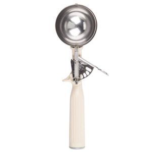 39046 - SIZE 10 IVORY HANDLE DISHER 3.25oz