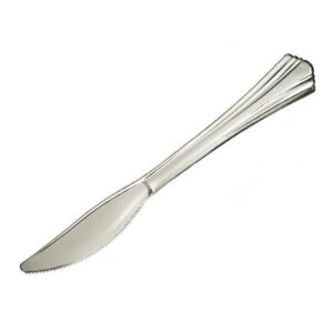 24786 - HEAVY SILVER PLASTIC KNIVES